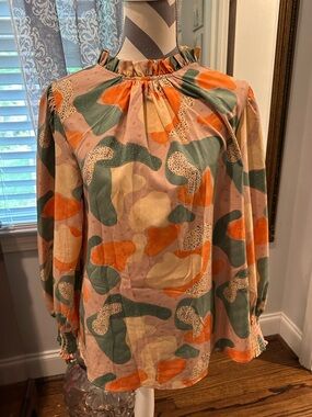 JODIFL Abstract Print Ruffled Neck Blouse in Peach, Green & Orange nwot Small